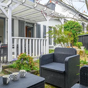  Hébergement de vacances Imagine - Charmante Maison Avec Jardin France
