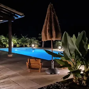 Le Relais Des Chevaliers Des Templiers Couette-café